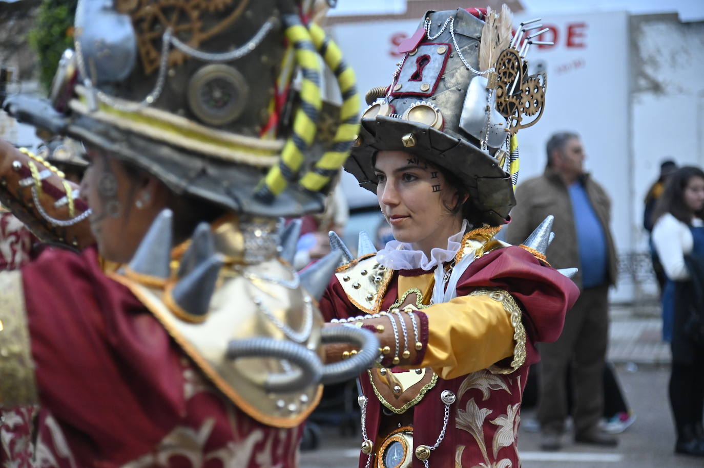 Fotos: Desfile de comparsas en Talavera la Real