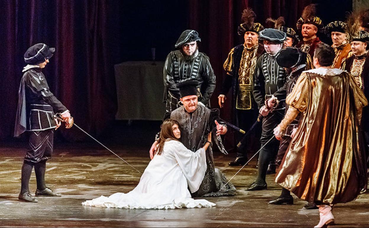 La Ópera de Moldavia trae 'Rigoletto' a Badajoz