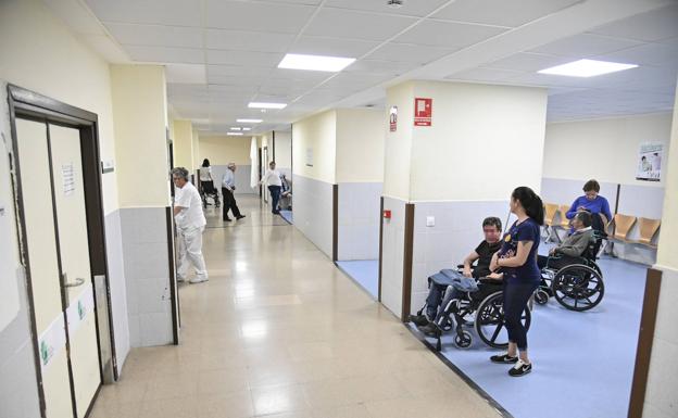 Sanidad restringe en Extremadura las visitas a pacientes hospitalizados 