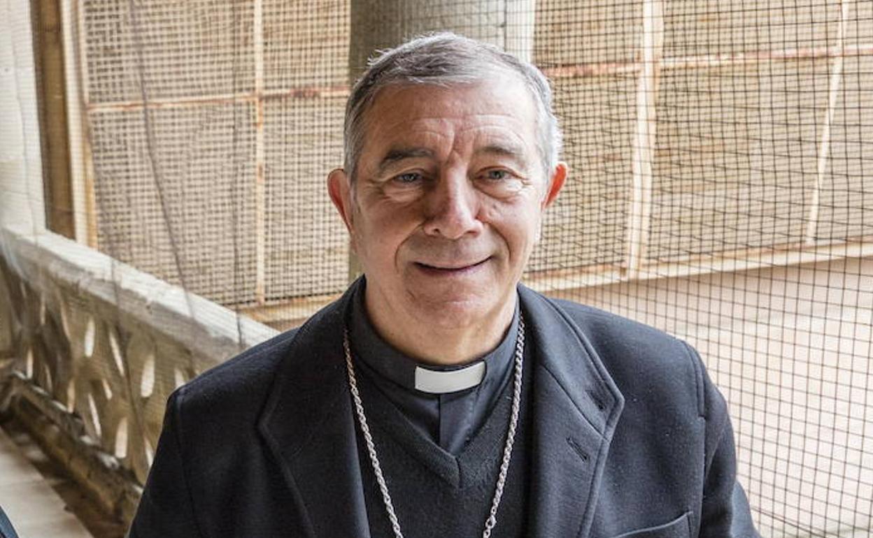 El obispo de Plasencia pide a los párrocos que sean «creativos» durante la Semana Santa
