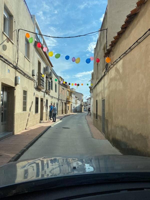 Fotos: Los vecinos de Arroyo celebran el Día de la Luz desde casa