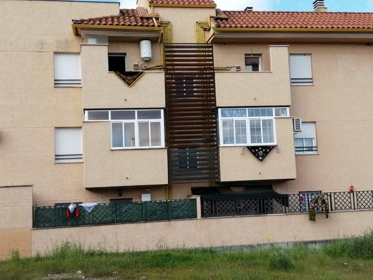 Fotos: Los vecinos de Arroyo celebran el Día de la Luz desde casa