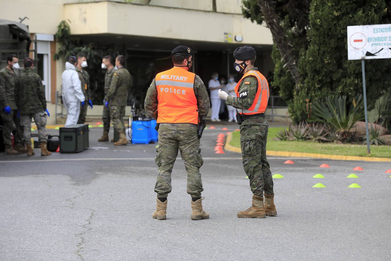 El Ejército vuelve a desinfectar la Residencia Asistida de Cáceres