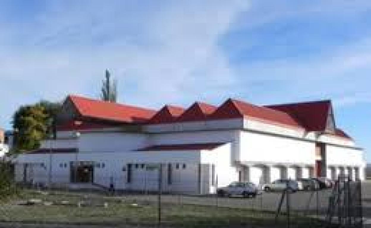 Reabre el polideportivo de Fregenal