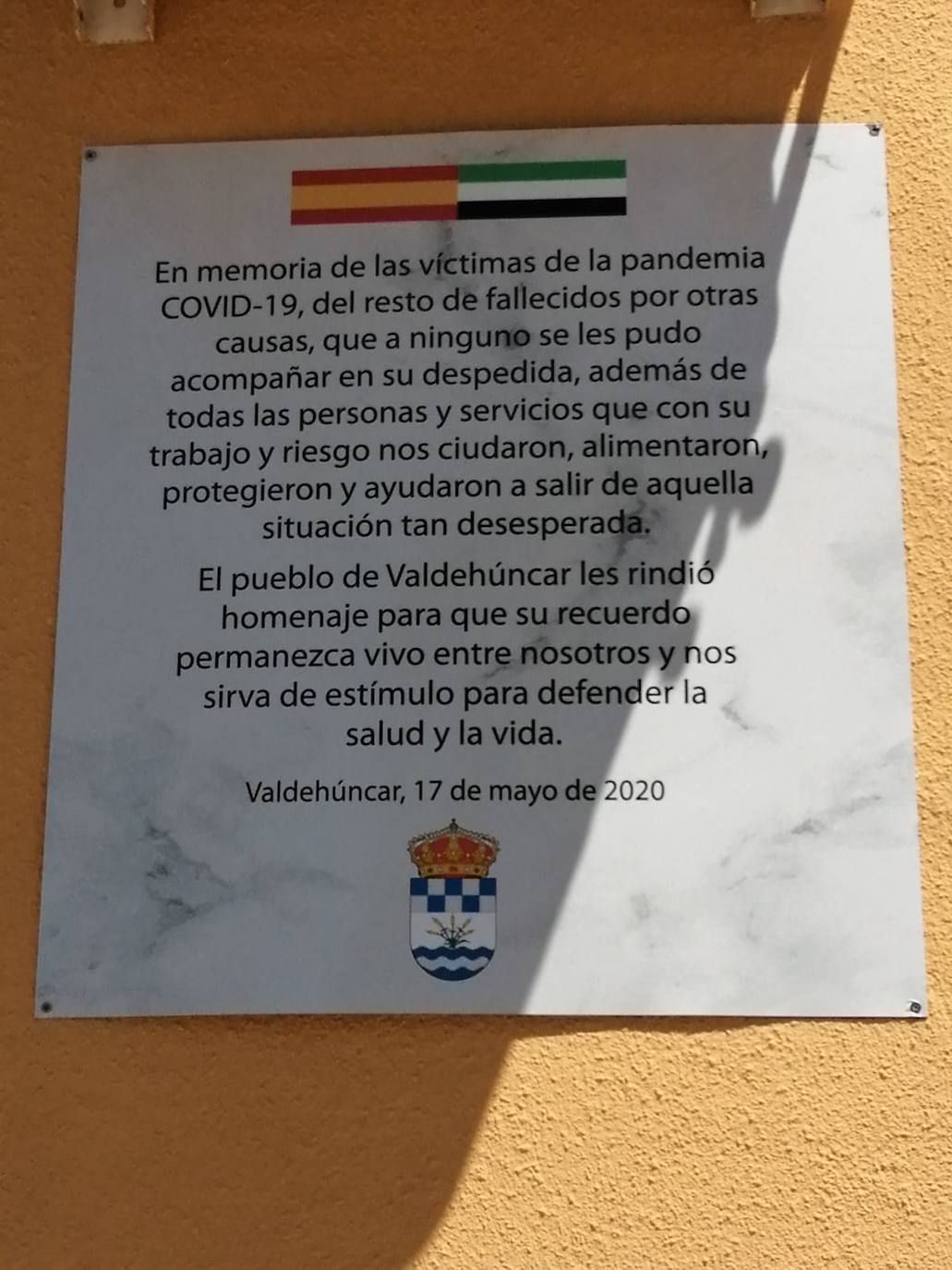 Fotos: Valdehúncar homenajea a las víctimas del COVID-19