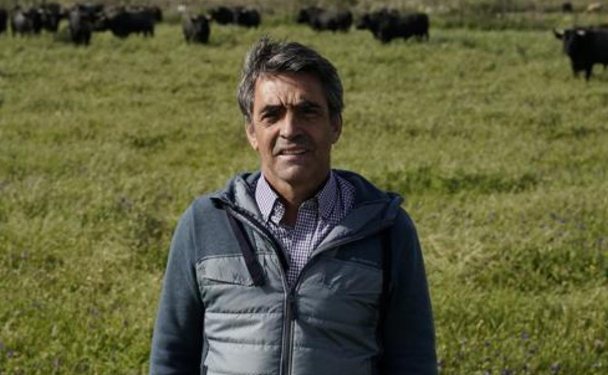 Victorino Martín, en una imagen de archivo en su finca de Extremadura.