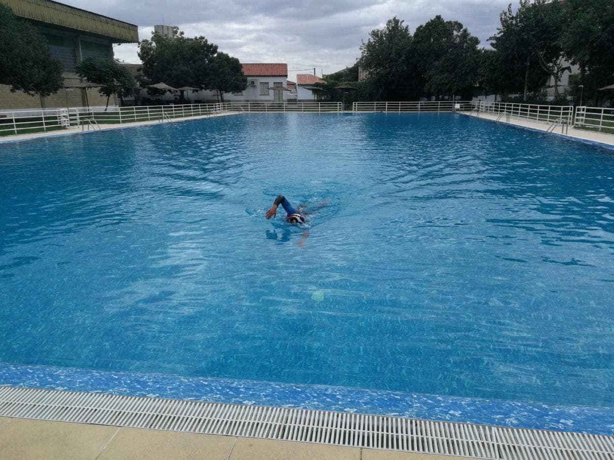 Disfraz de Bañista con Piscina