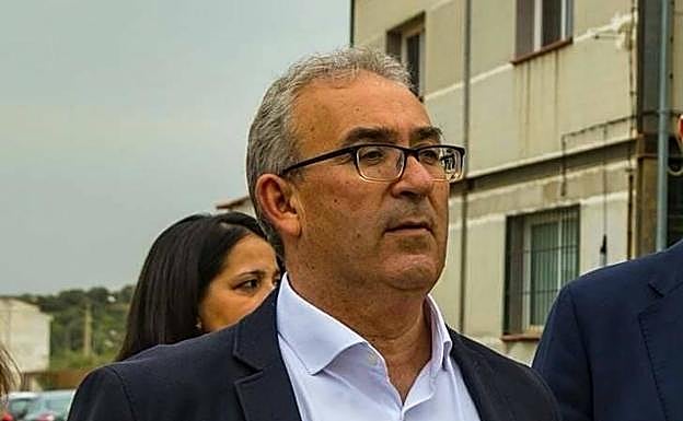 Gregorio Rodríguez, alcalde de Valdecaballeros, municipio en el que Repsol tendrá su primera gran fotovoltaica.