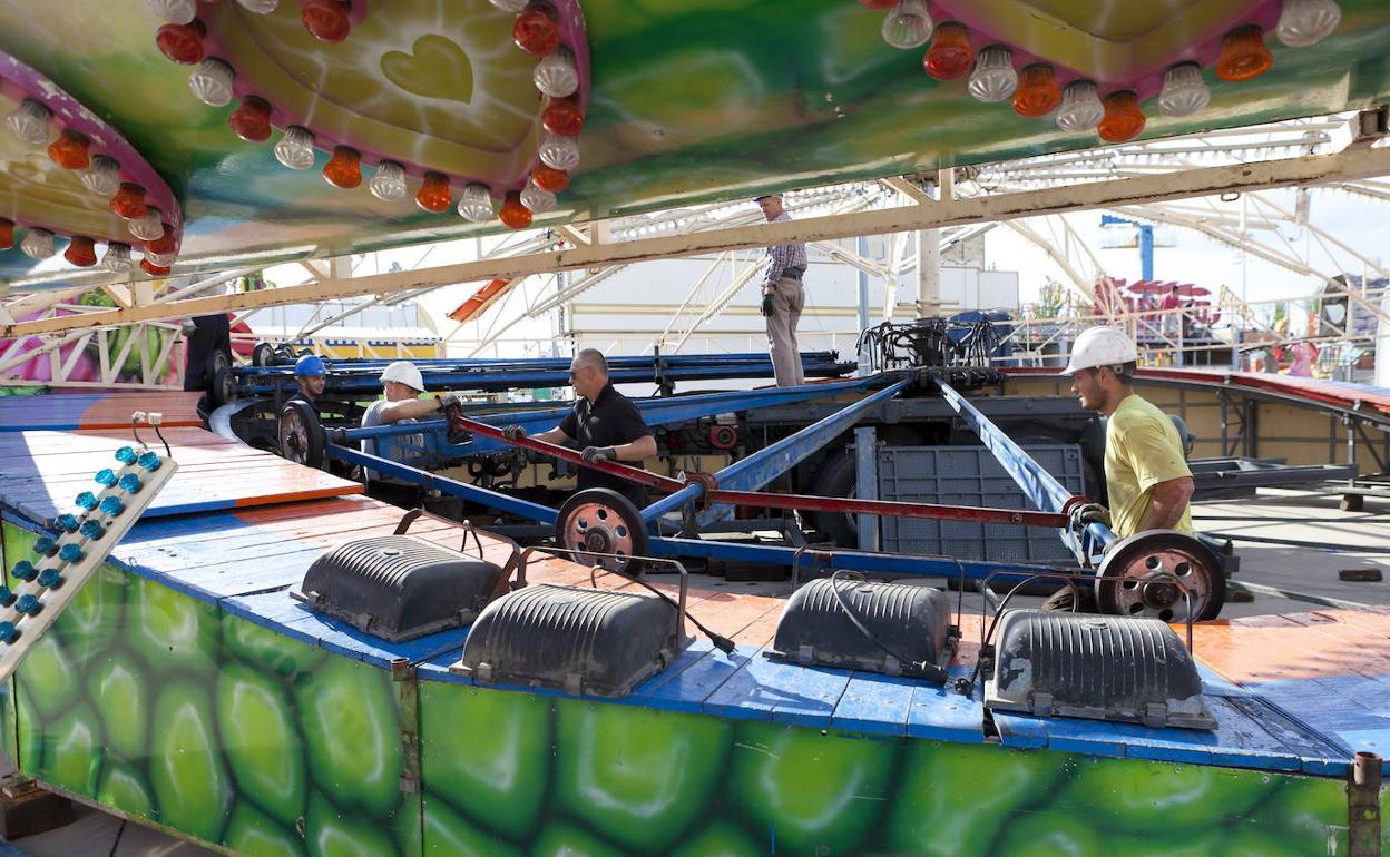 Los ayuntamientos podrán habilitar recintos con atracciones de feria