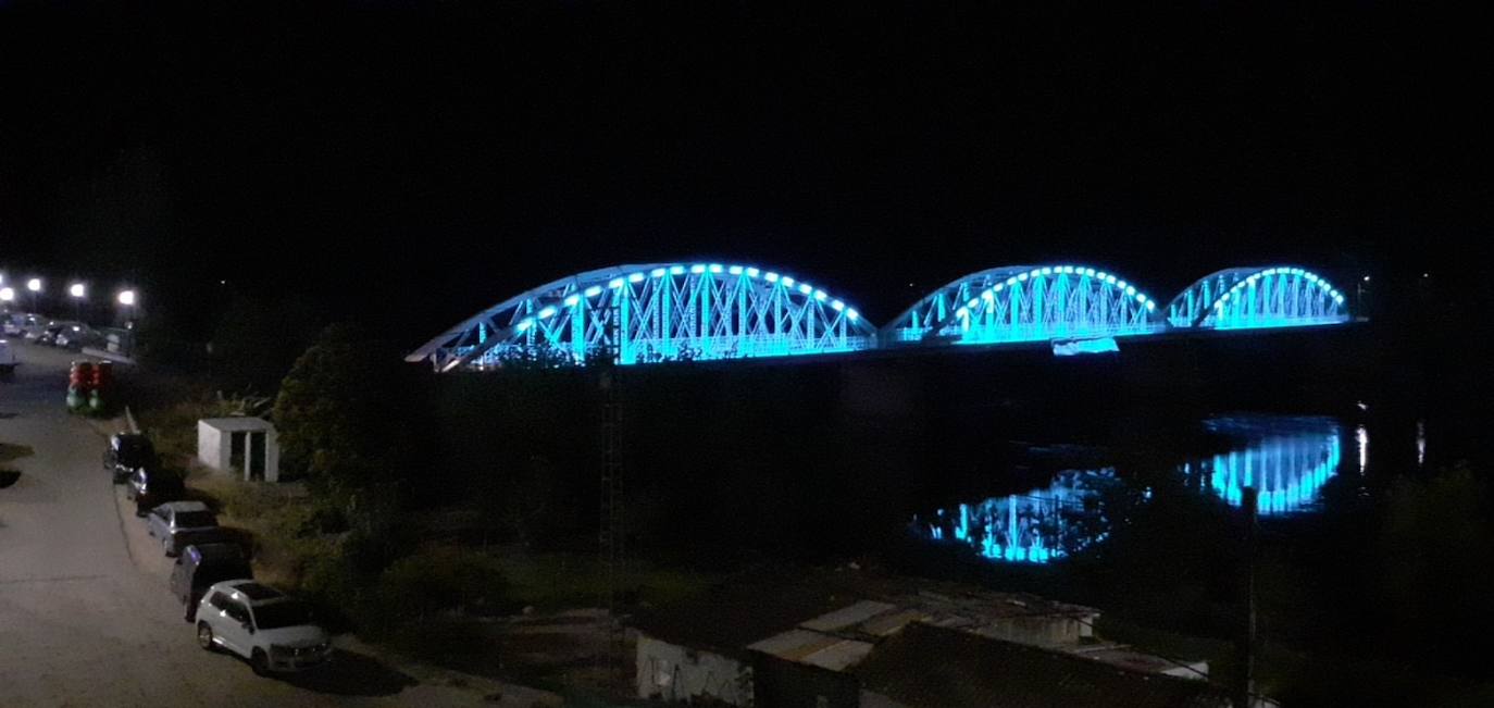 Fotos: Un puente para ubicar al viajero