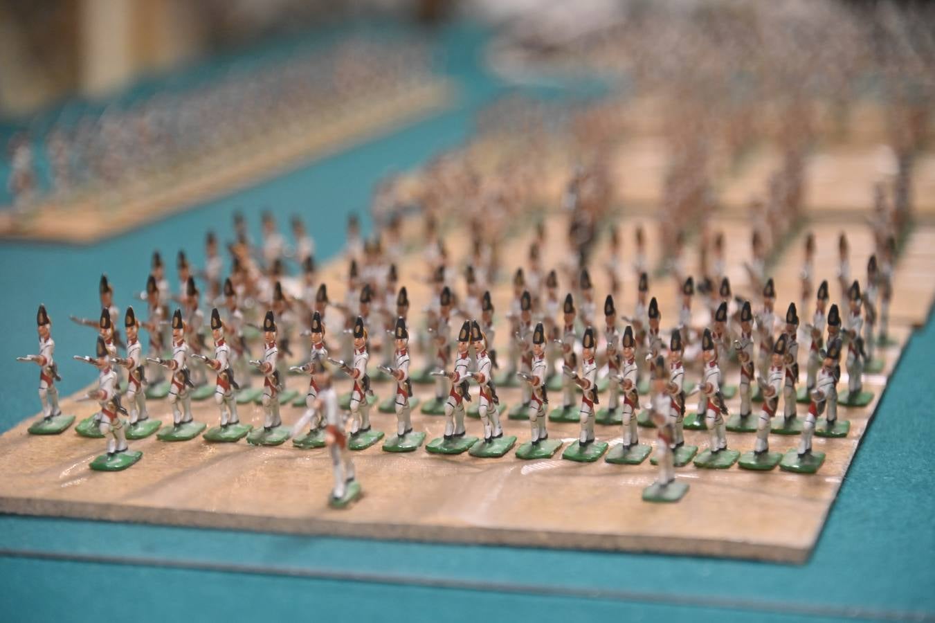 Militares en la base General Menacho