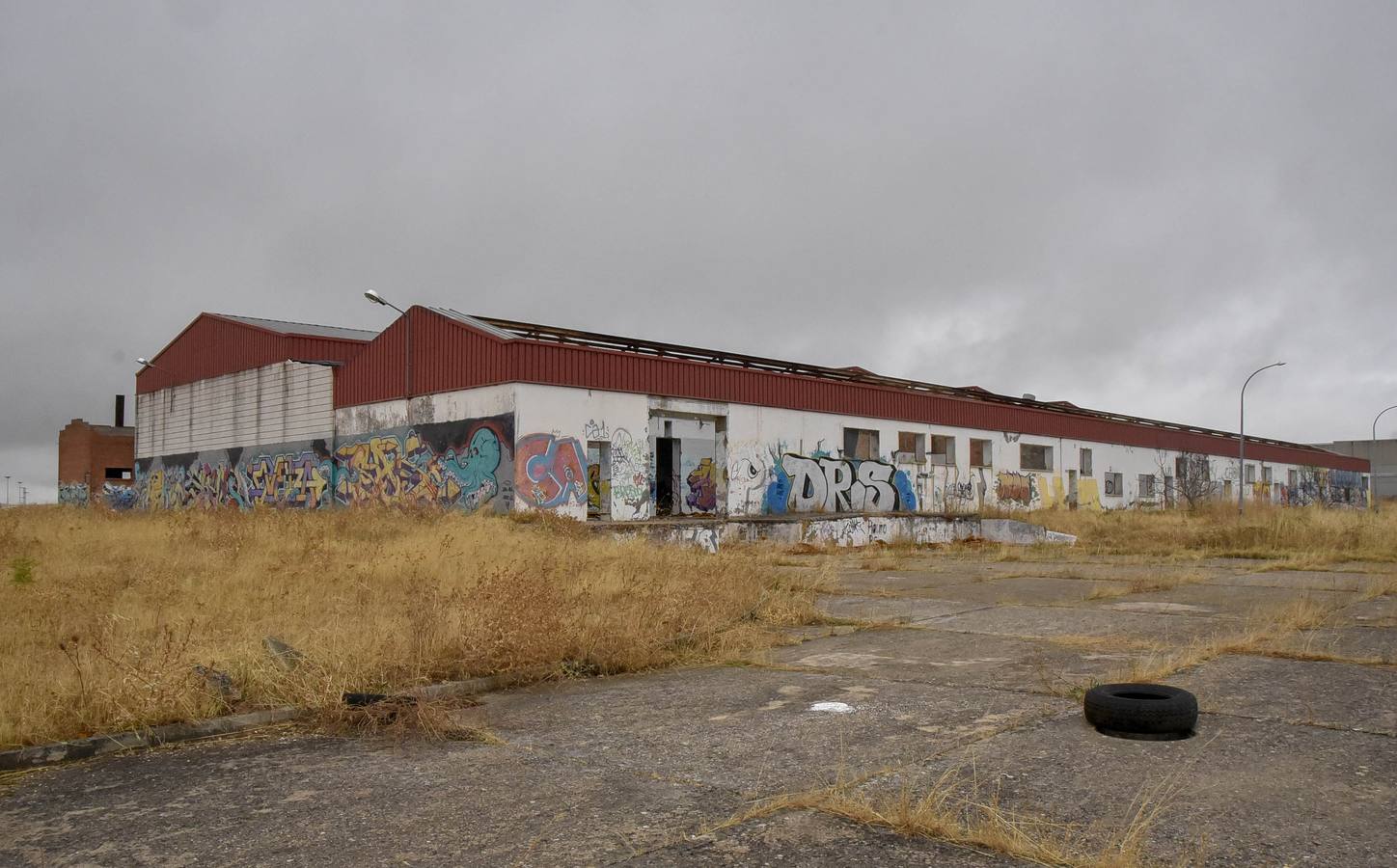 Vista general del antiguo matadero municipal de Badajoz