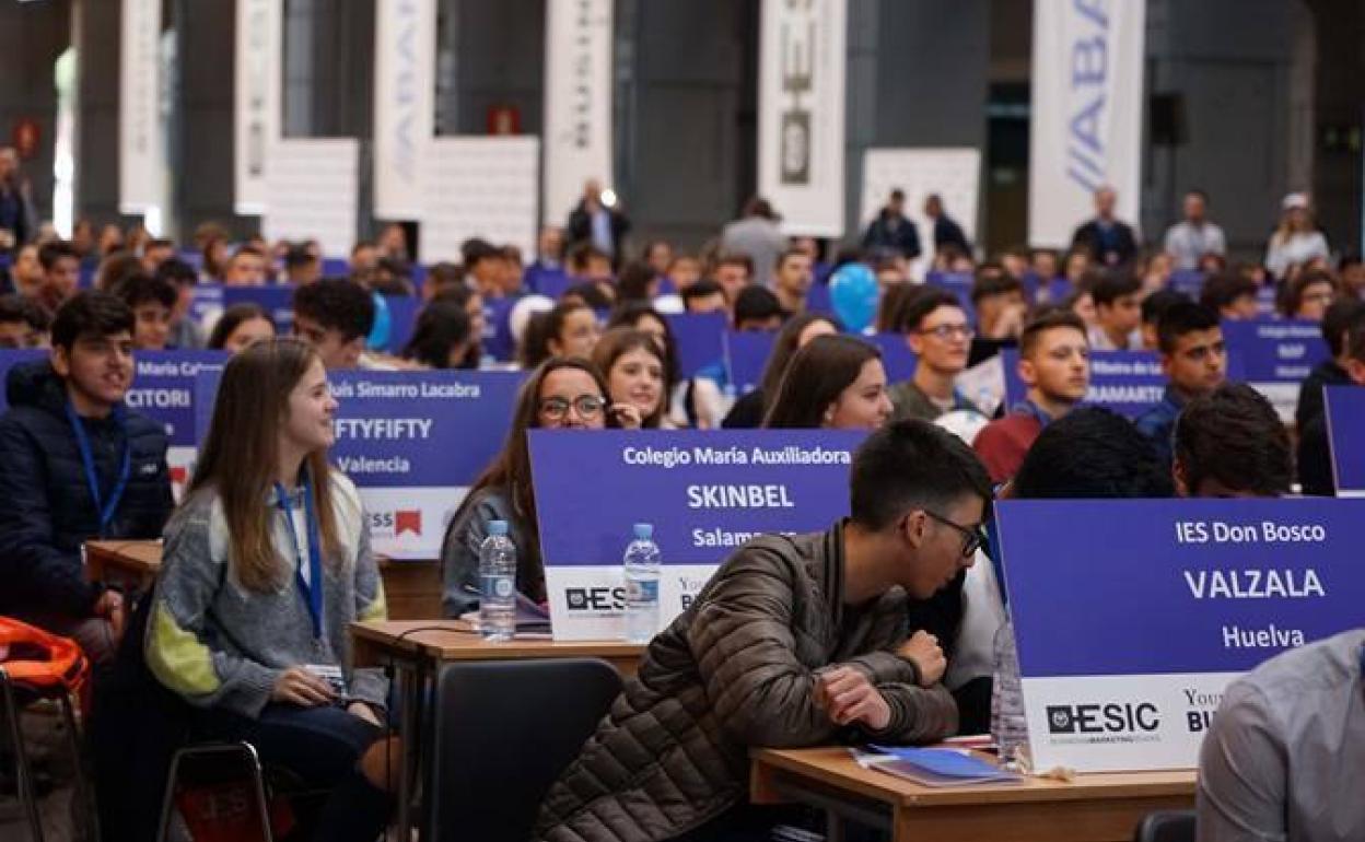 El programa educativo 'Young Business Talents' inicia la búsqueda de jóvenes extremeños con talento empresarial
