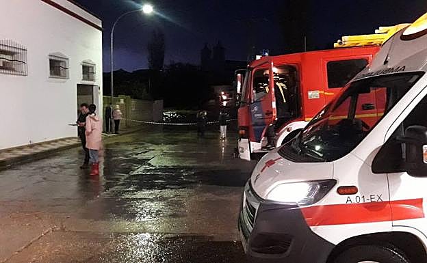 Los equipos de emergencia en el lugar de la intervención.