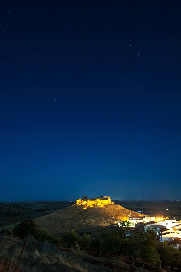 Osa Mayor sobre el castillo