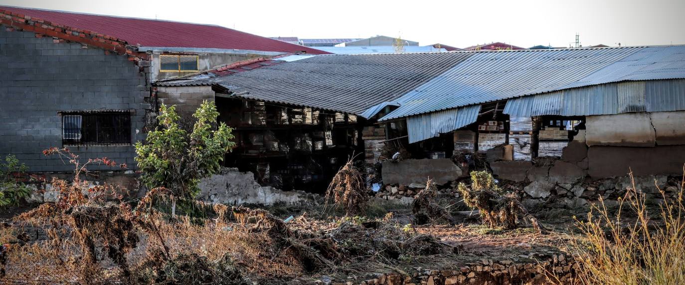 Desborde del arroyo de Valdemedel en Ribera del Fresno