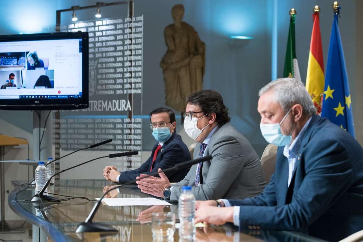 Gallardo (izquierda), Vergeles y Carlos. 