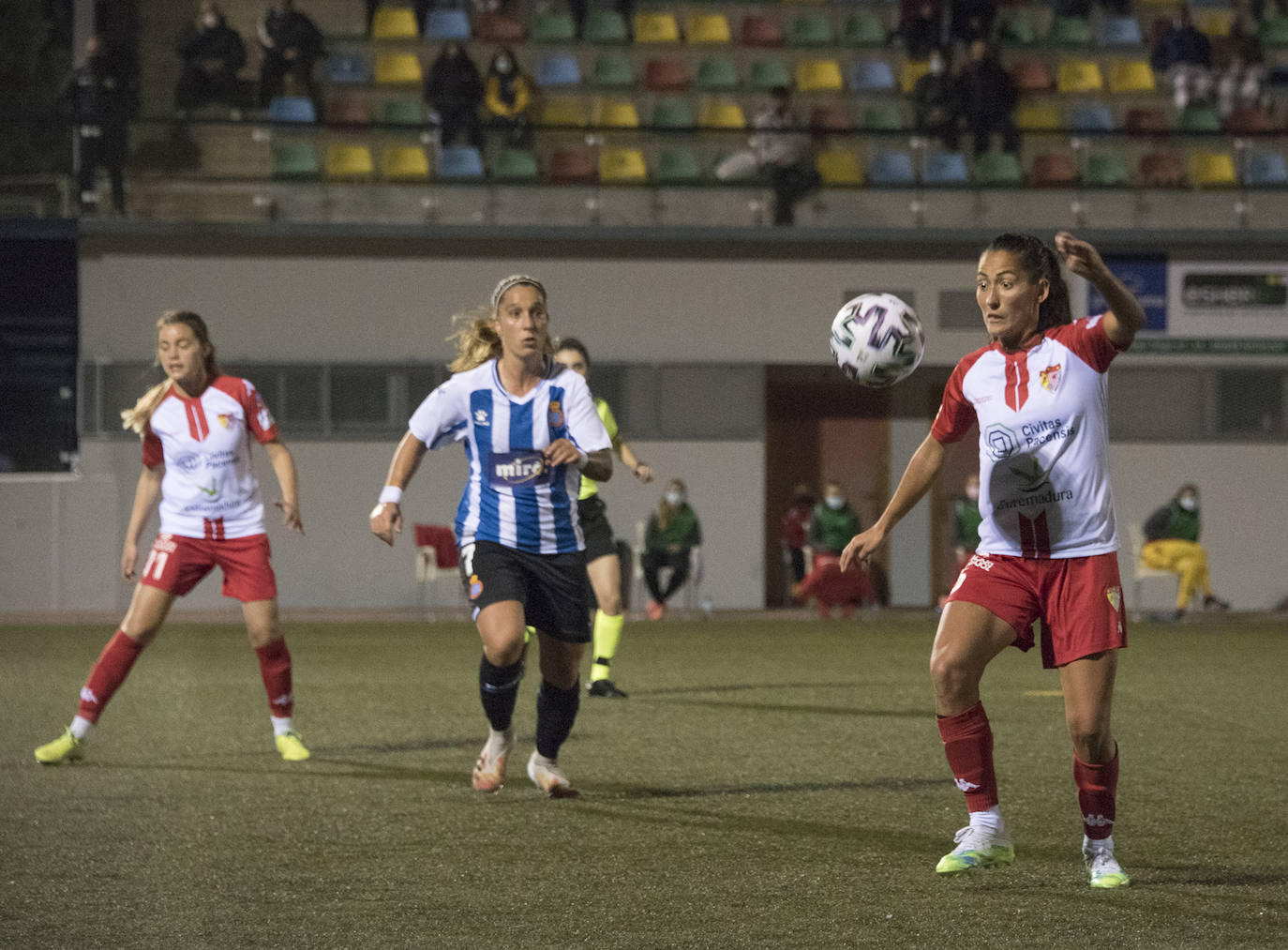 Fotos: Victoria del Santa Teresa ante el Espanyol