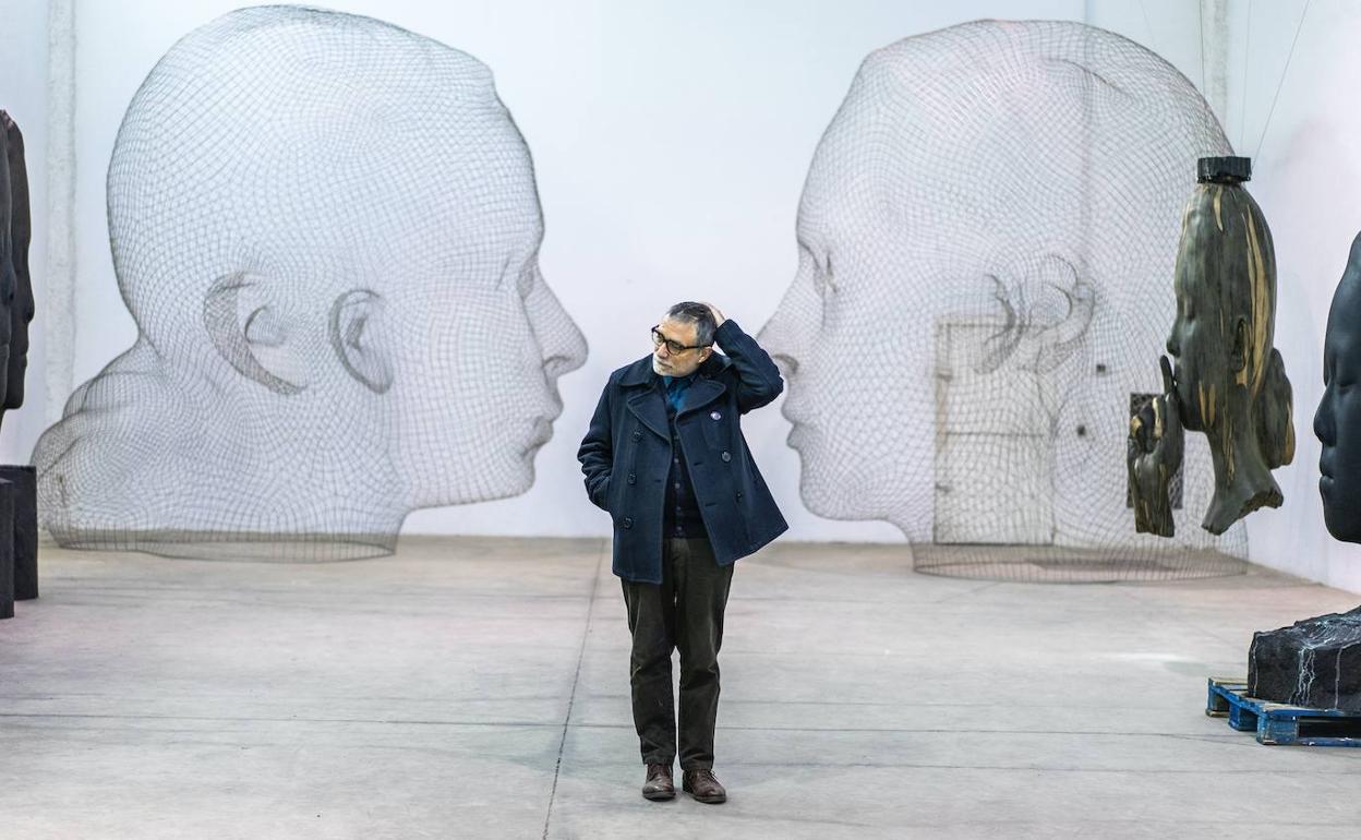 Jaume Plensa, en su taller a las afueras de Barcelona. 