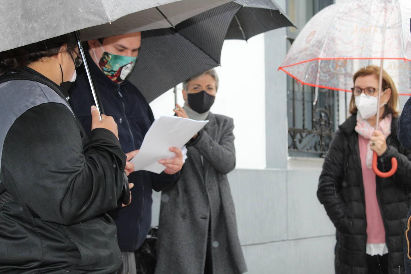 Sergio Fernández y Mercedes Galán, miembros de Apnes, también participaron