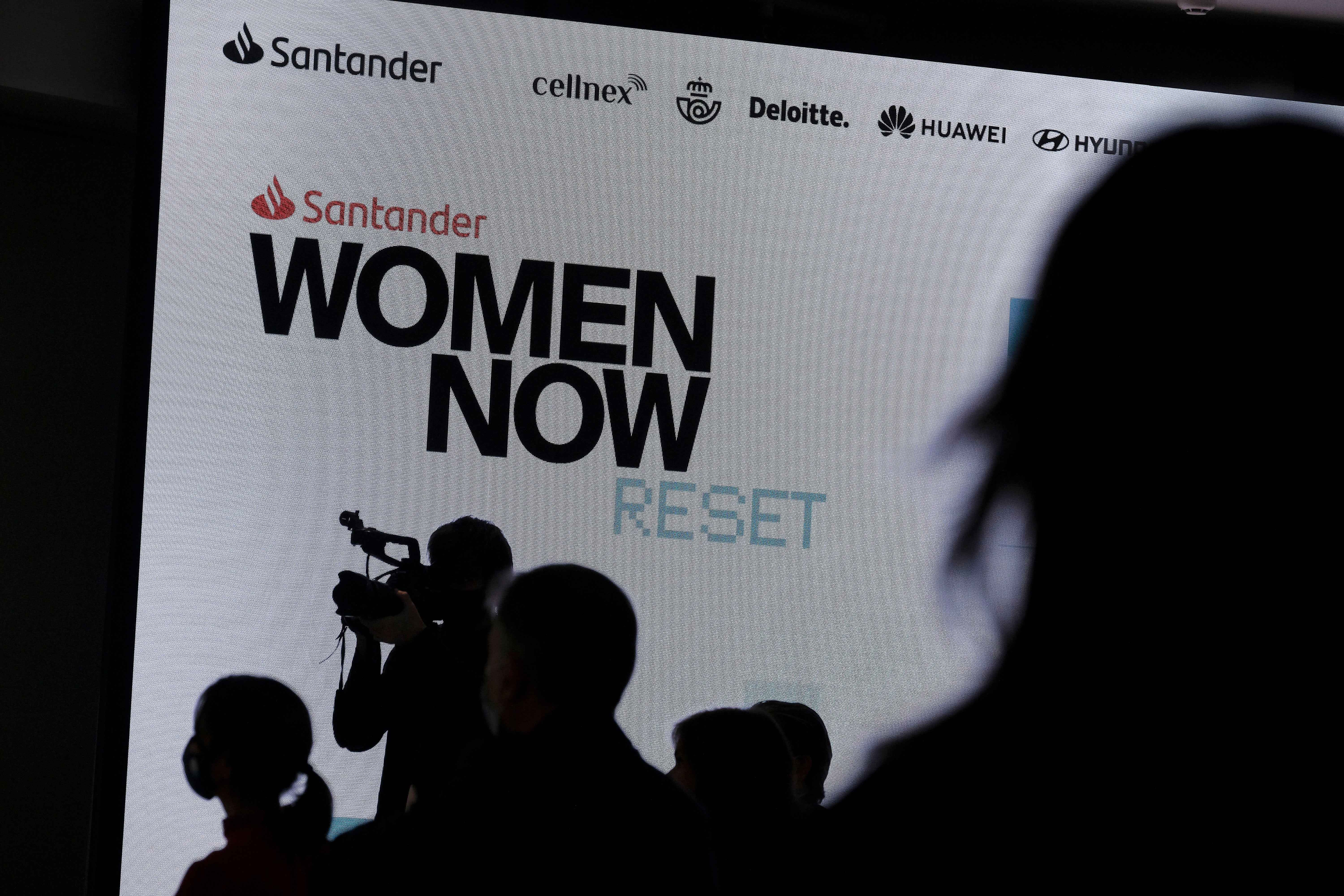 Mucha expectación en el Santander WomenNOW Reset, organizado por Vocento.