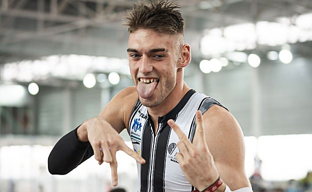 Vicente Antúnez y Carla Martín, en una concentración nacional Hoy.es