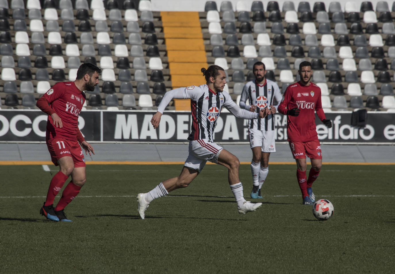 Fotos: Victoria del CD Badajoz ante el Socuéllamos