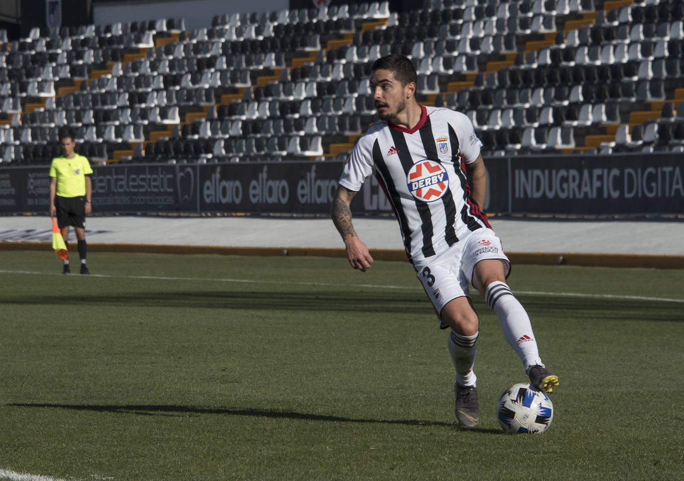 Fotos: Victoria del CD Badajoz ante el Socuéllamos