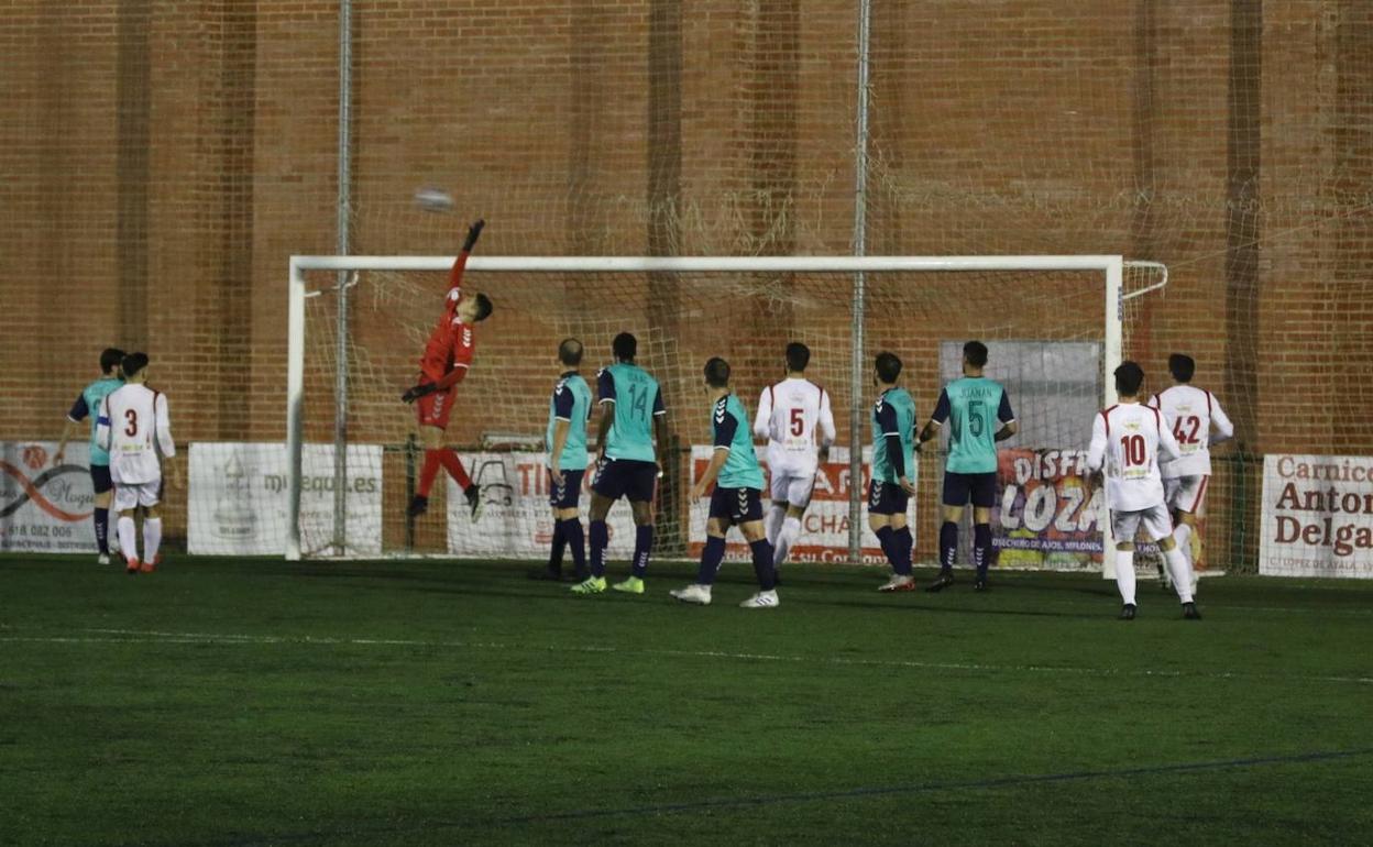 Imagen del Aceuchal-Calamonte, que fue aplazado por positivos en su rival