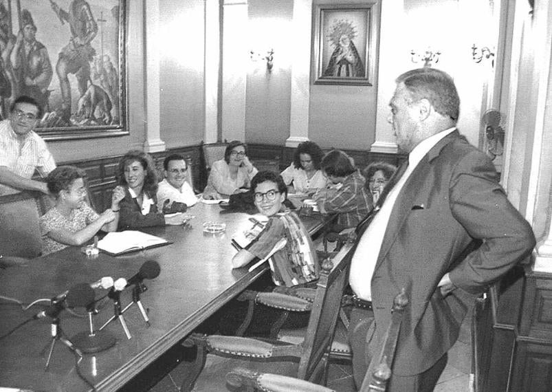 13 de septiembre de 1995, relajado con los periodistas 