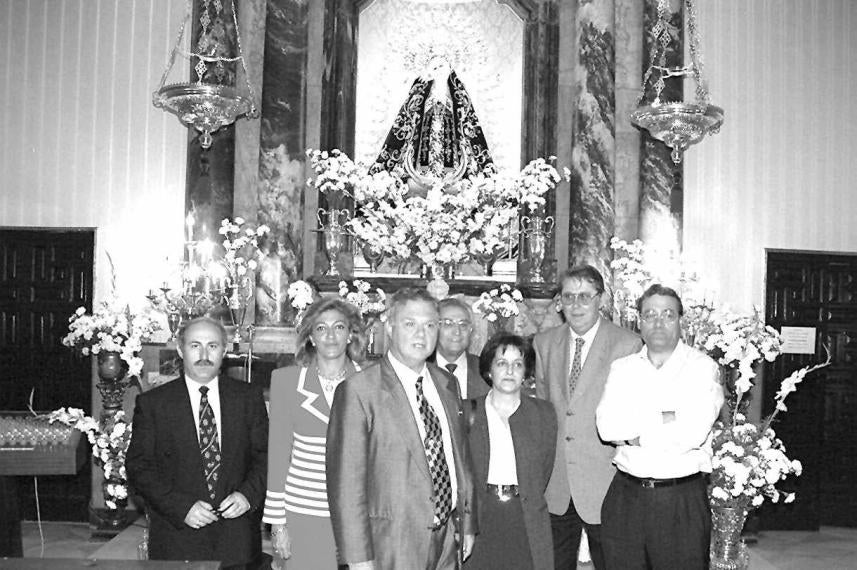 Visitando a la Virgen de la Soledad 