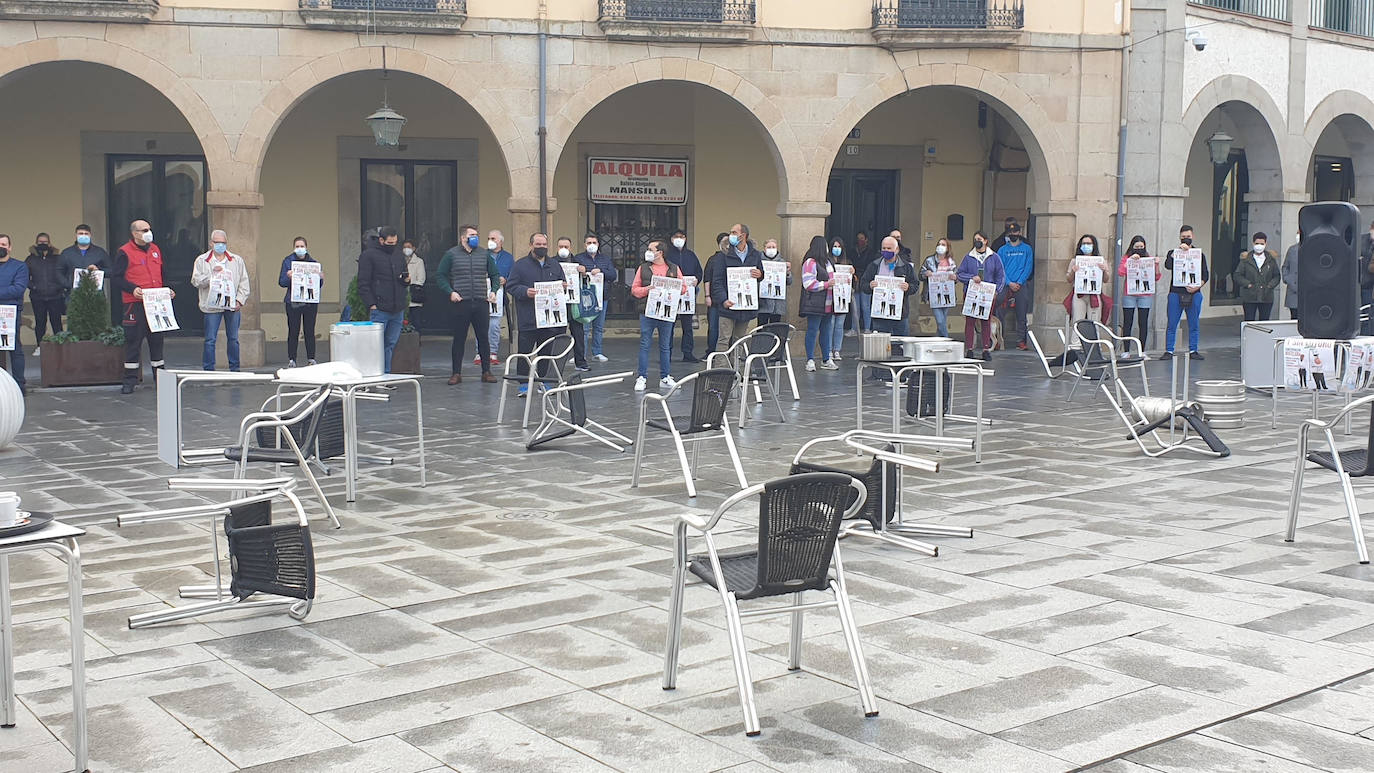Fotos: Los hosteleros extremeños vuelven a protestar por su situación &quot;deseperada&quot;
