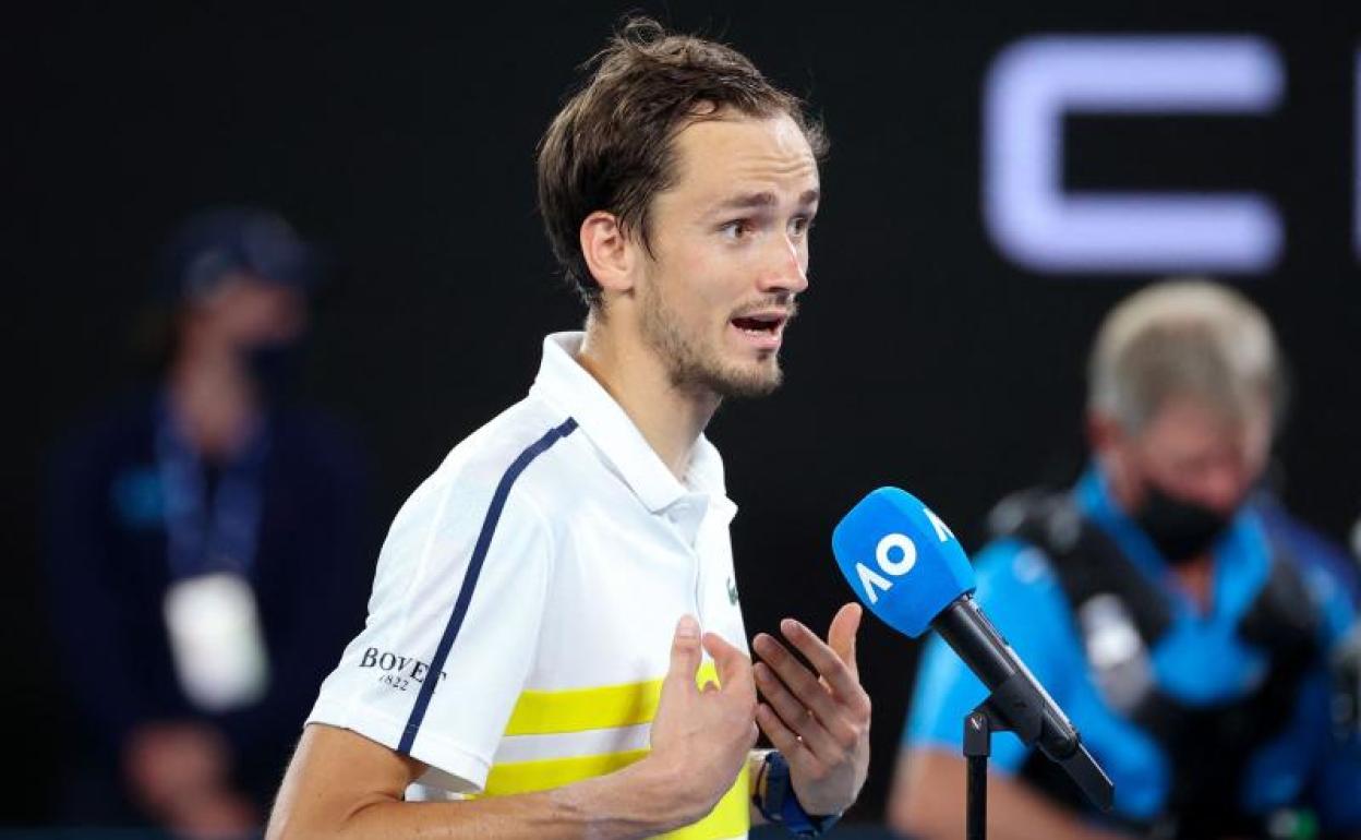 Daniil Medvedev, tras su triunfo frente a Tsitsipas en las semifinales del Abierto de Australia.