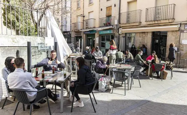 Extremadura roza el 'riesgo bajo' al caer a 56 casos su incidencia 