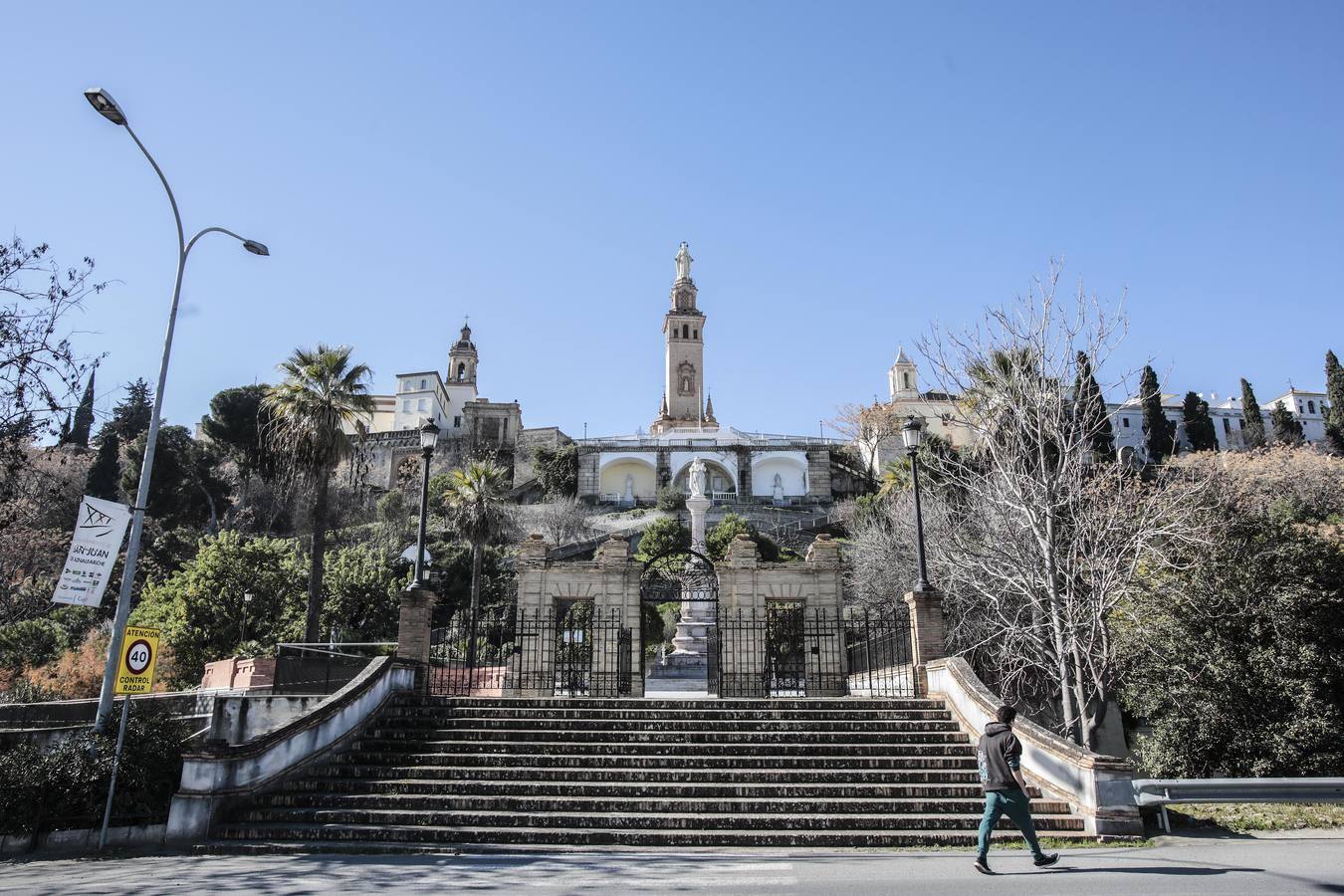 Fotos: Libros de Santiago Segura con su versión del golpe de Estado de hace 40 años.