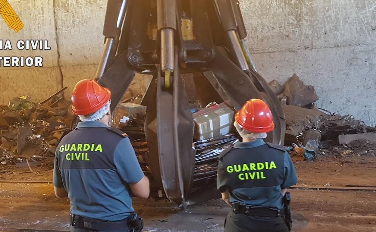Destruyen más de mil armas intervenidas en diversas operaciones de la provincia de Cáceres