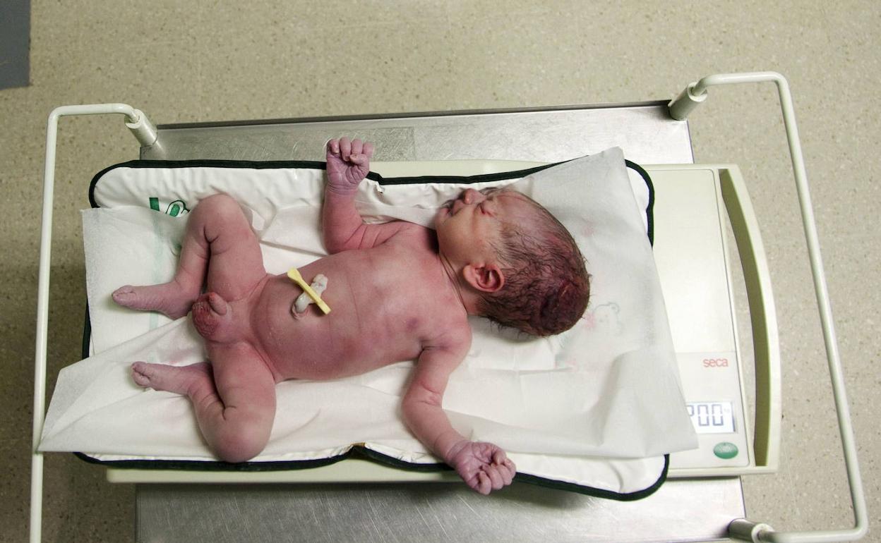 Los nacimientos bajan un 20% en Extremadura en un año