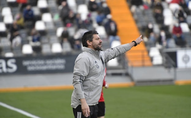 Fernando Estévez: «Llevamos tres meses y un día esperando este partido»