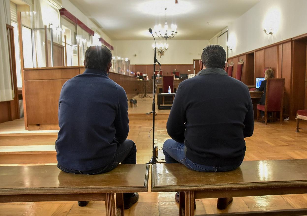 Los acusados fueron juzgados ayer en la Audiencia Provincial de Badajoz. 