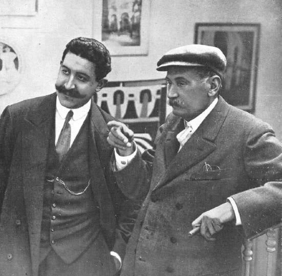 Fotos: Desde la Moto de Papel | El rey que posó desnudo en Extremadura