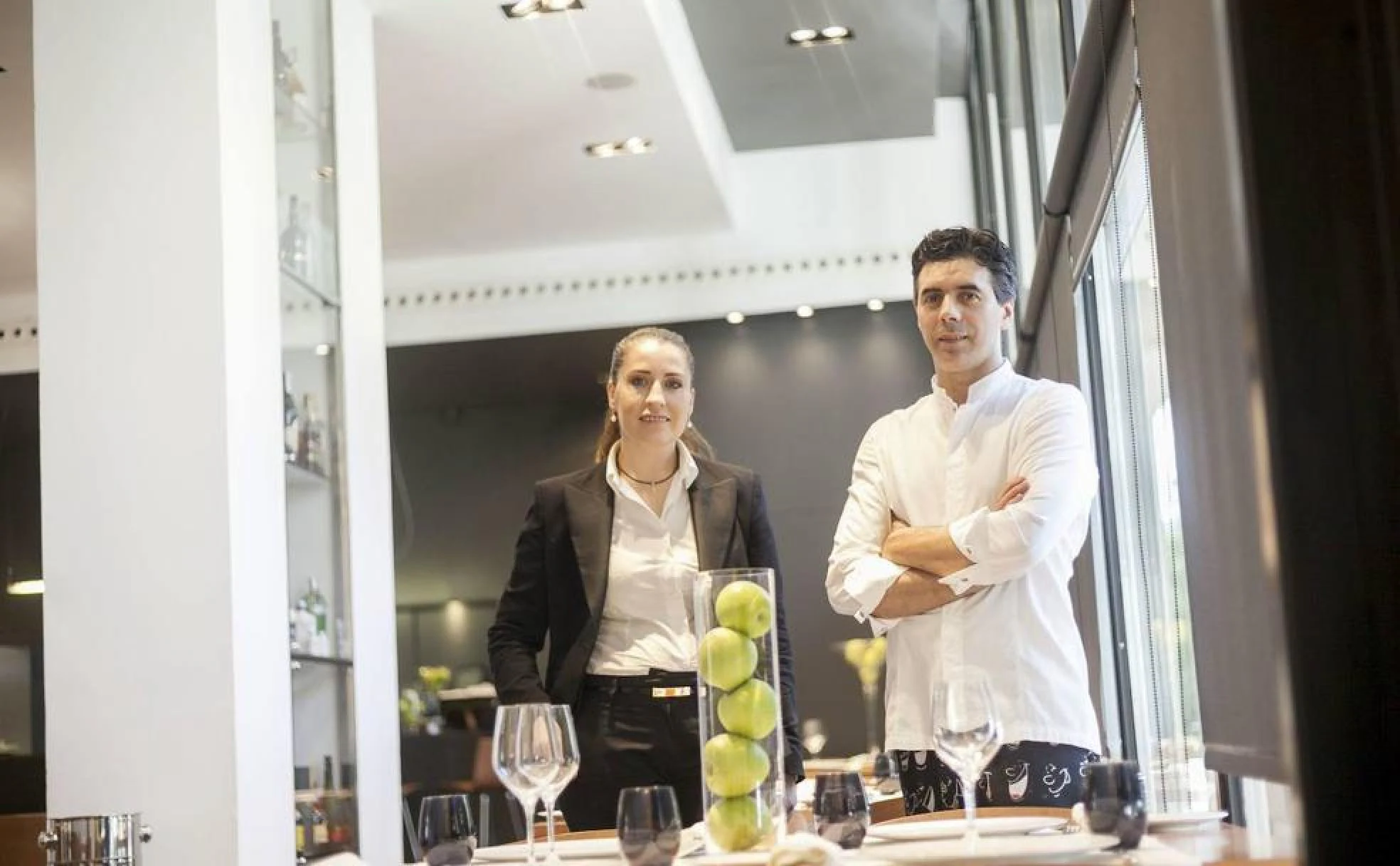 Javier Martín y Esther Rodríguez, en su restaurante.