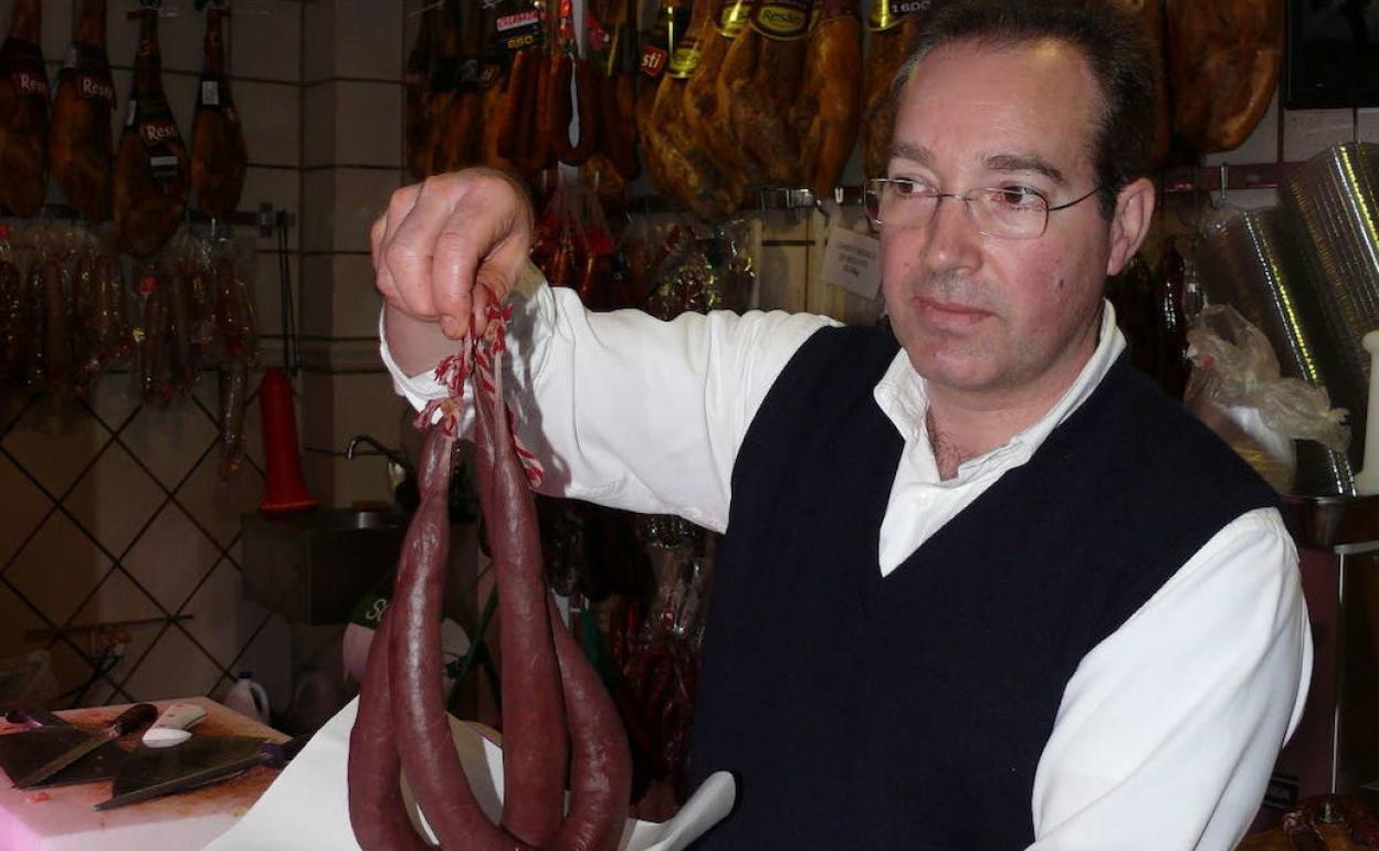 Carnes Marce y Carnicería Manuel Montero son los impulsores de un sello de calidad para la morcilla de Guadalupe.