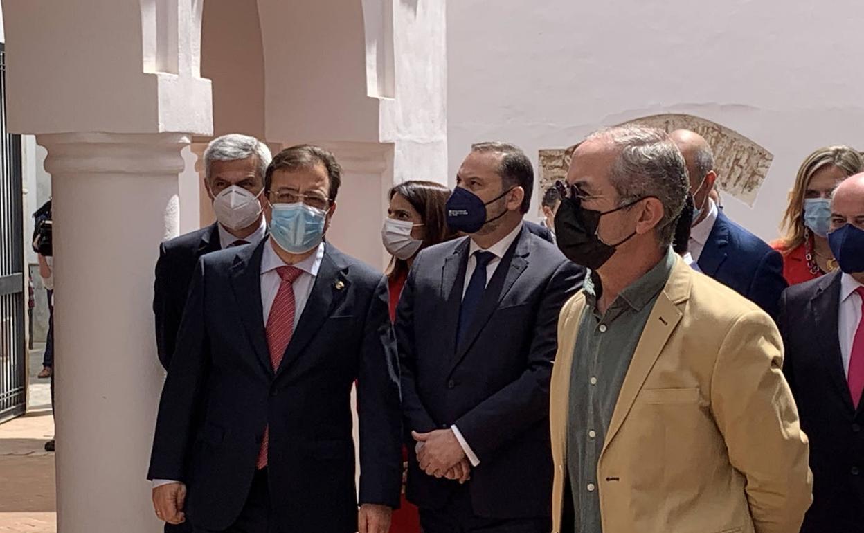 Ábalos anuncia la licitación de las obras de la variante de Zafra antes del verano