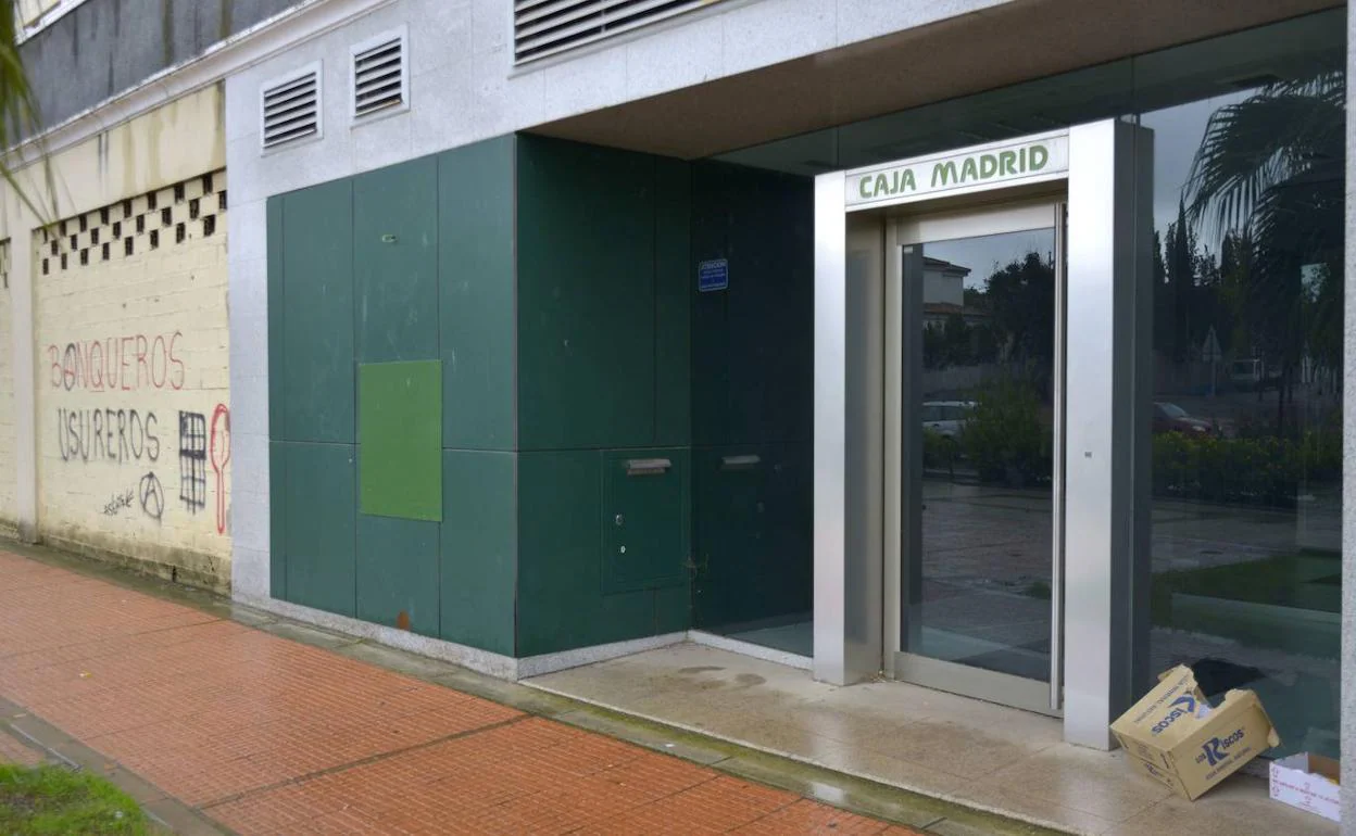 capítulo sabio Allí Extremadura ha perdido un 22% de sus oficinas bancarias en los últimos  cinco años | Hoy.es