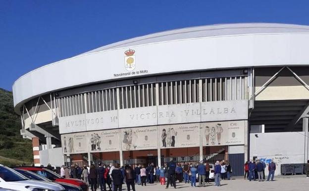 El edificio multiusos de Navalmoral afronta una nueva semana de vacunaciones masivas