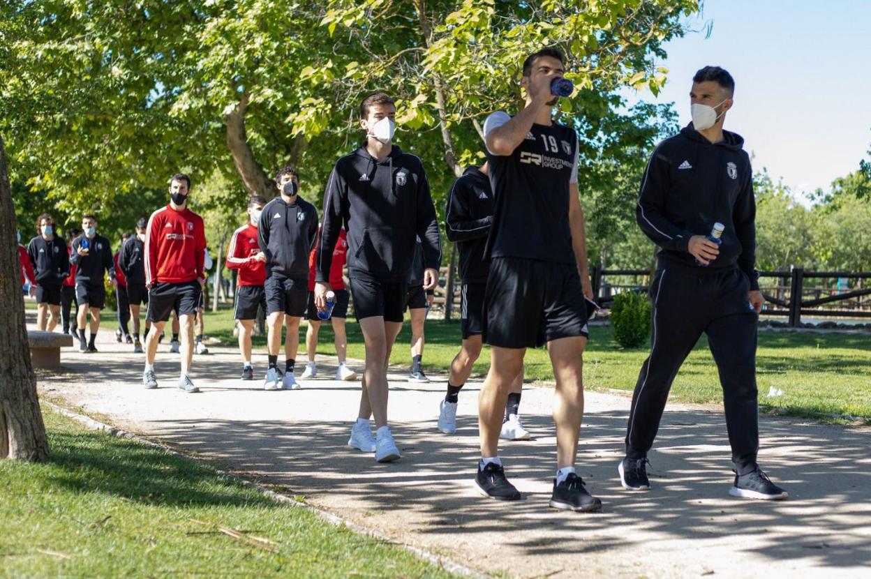 Los equipos que disputan el ascenso a Segunda llegan a Extremadura