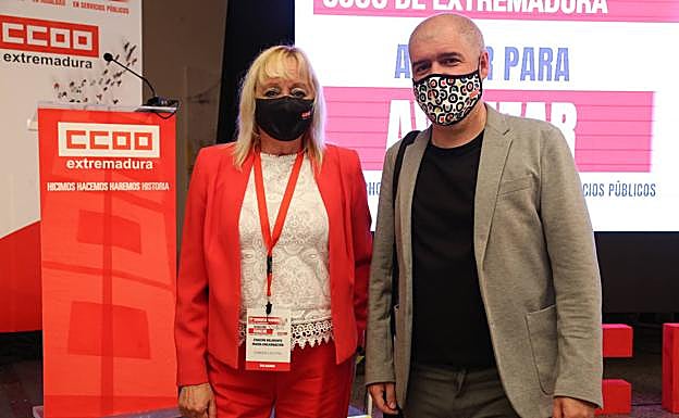 Encarna Chacón y Unaui Sordo, ayer en Mérida. 