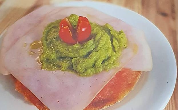 Tostada de Kiosco Colón, en Cáceres.