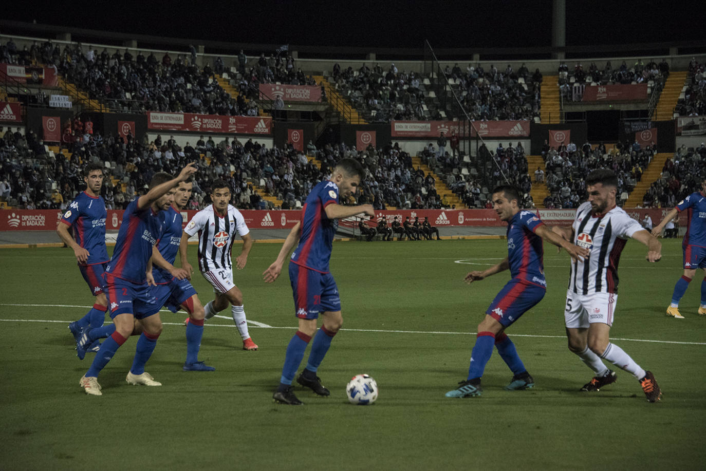 Fotos: Las mejores imágenes del Badajoz - Amorebieta