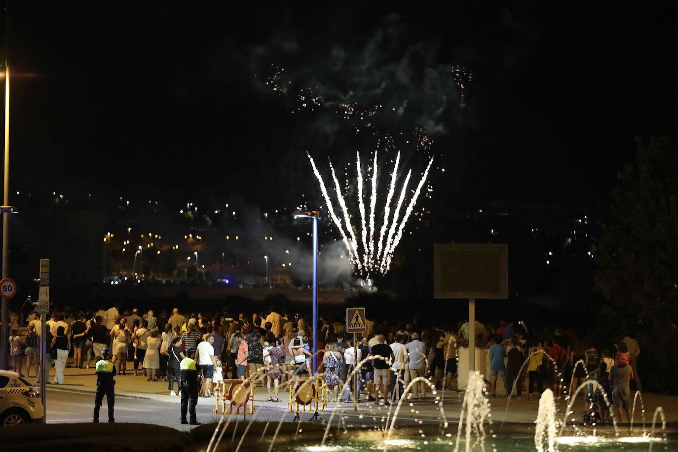 Imagen de archivo de fuegos artificiales en Mérida. 